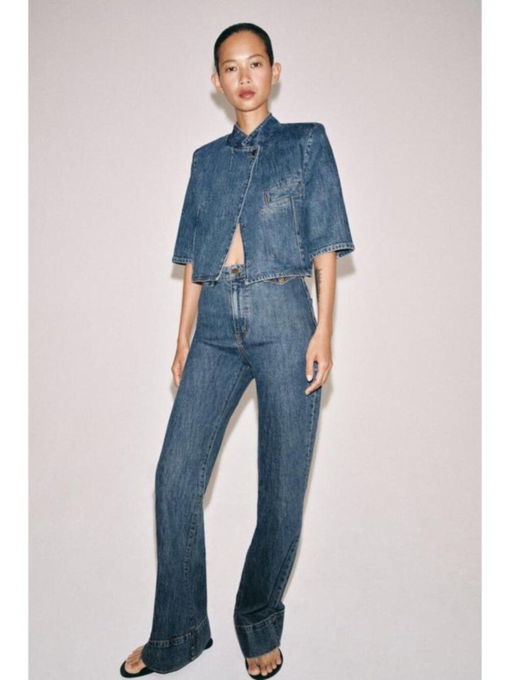 ZARA ZW COLLECTION CROPPED DENIM BLAZER 4001/058/407